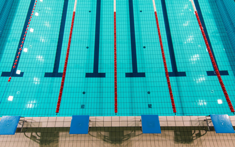 Czy warto wybrać konkretny styl pływacki?